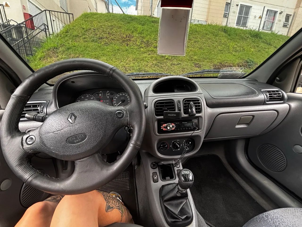 Renault Clio RN/ Expression 1.0 5P 2002 - Foto 5