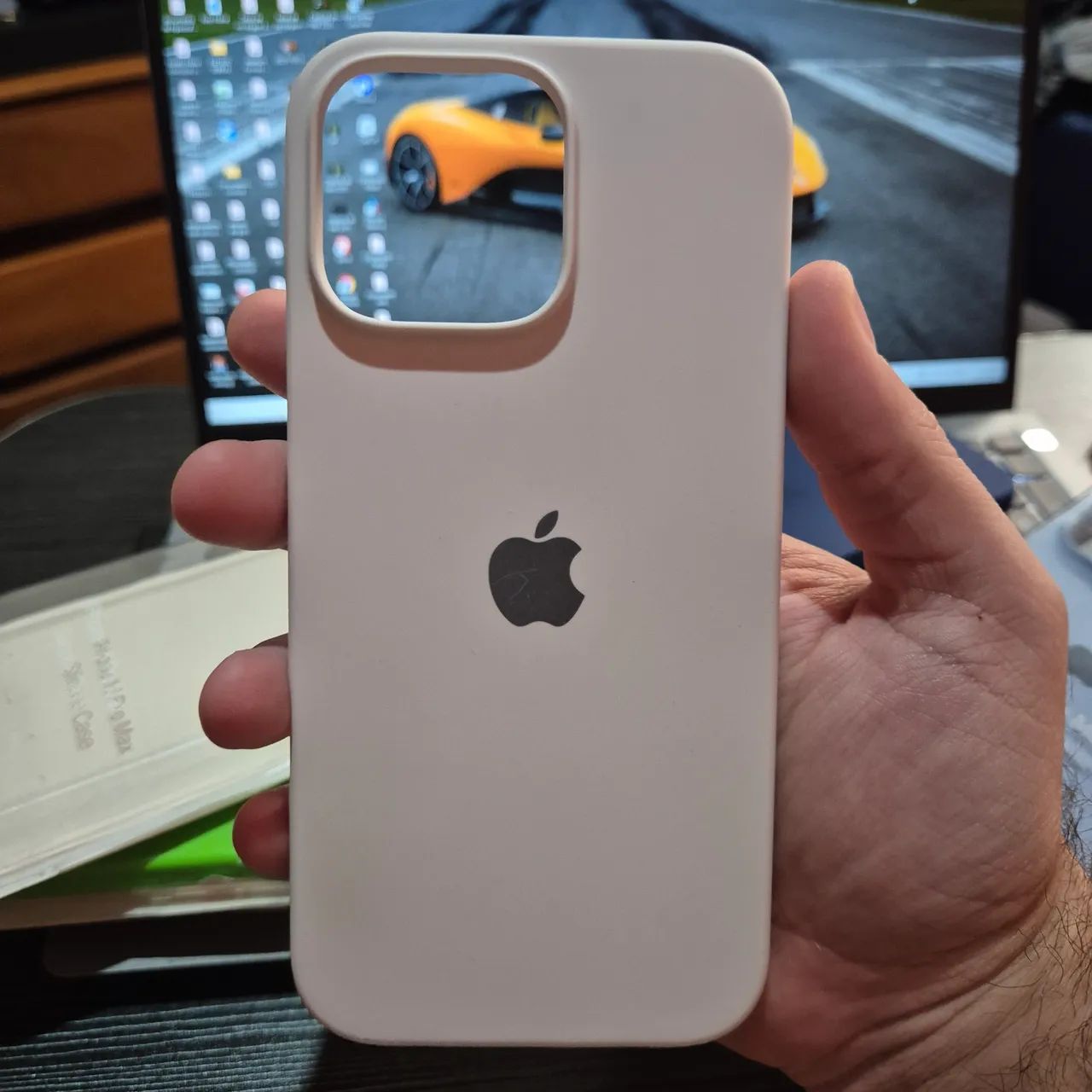 Capa Silicone iPhone 16 Pro Max - Foto 4