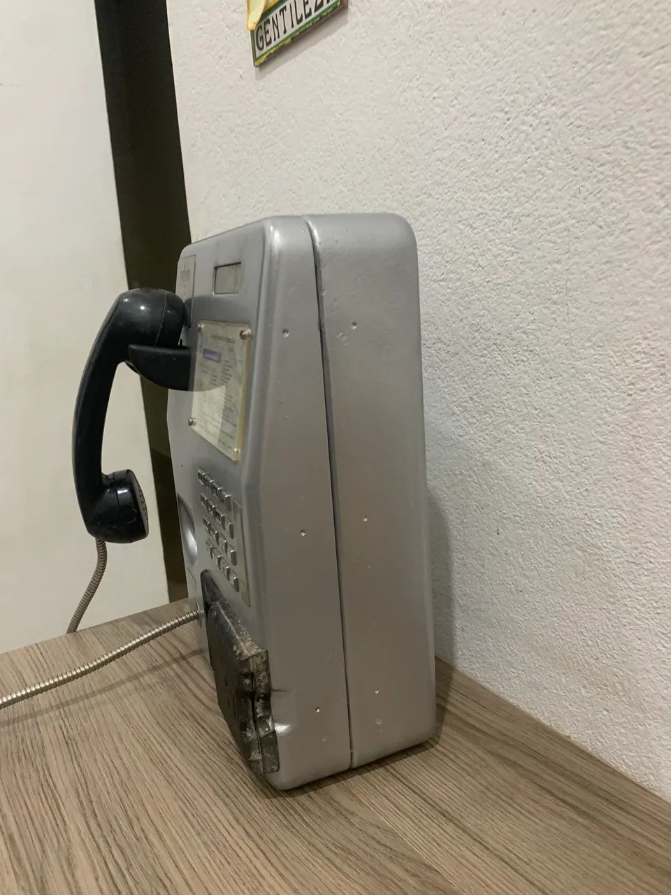 Telefone Orelhao Antigo