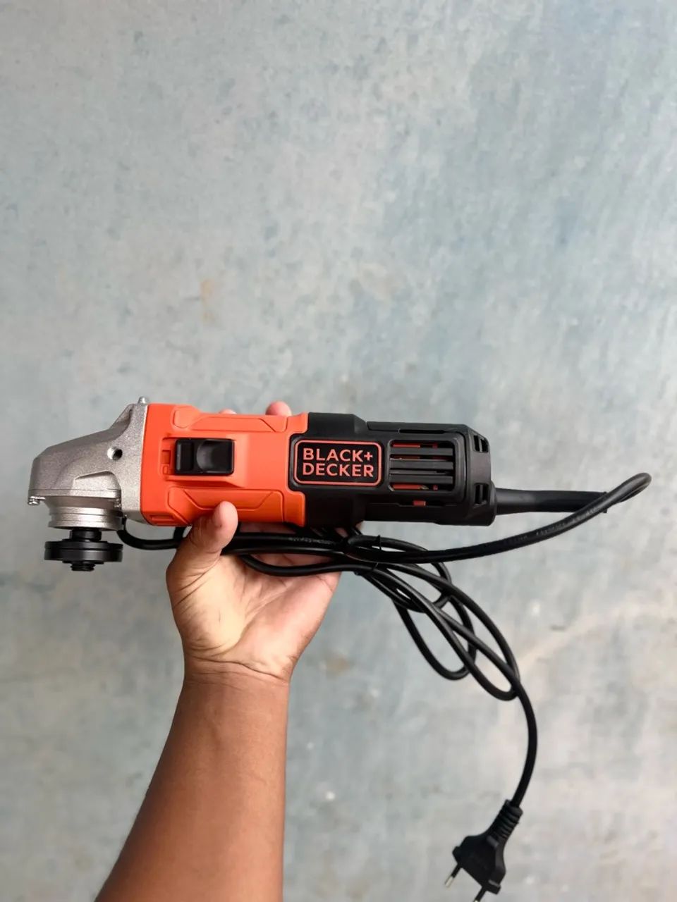  ESMERILHADEIRA ANGULAR BLACK+DECKER G650 ? - Foto 3