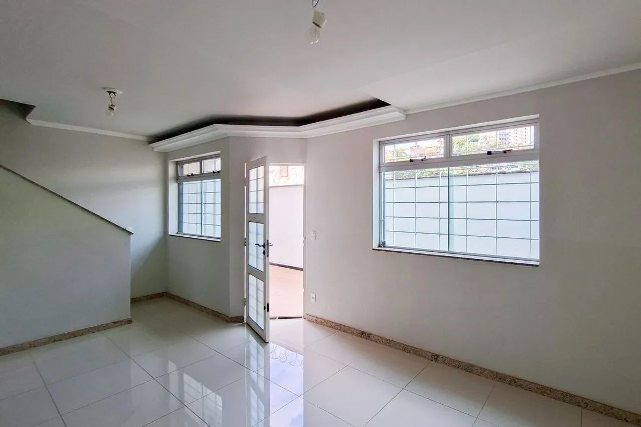 Casa à Venda - Pompéia, 3 Quartos, 168 m2 - Foto 2