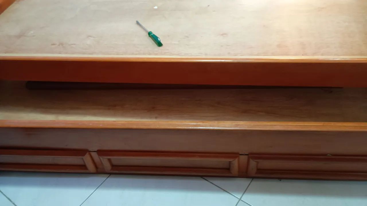 Cama solteiro com auxiliar e gavetas 