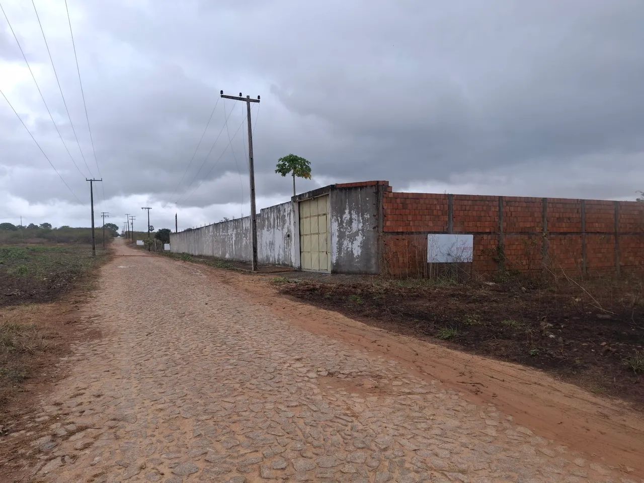 Terreno (6×30) em pacajus com escritura
