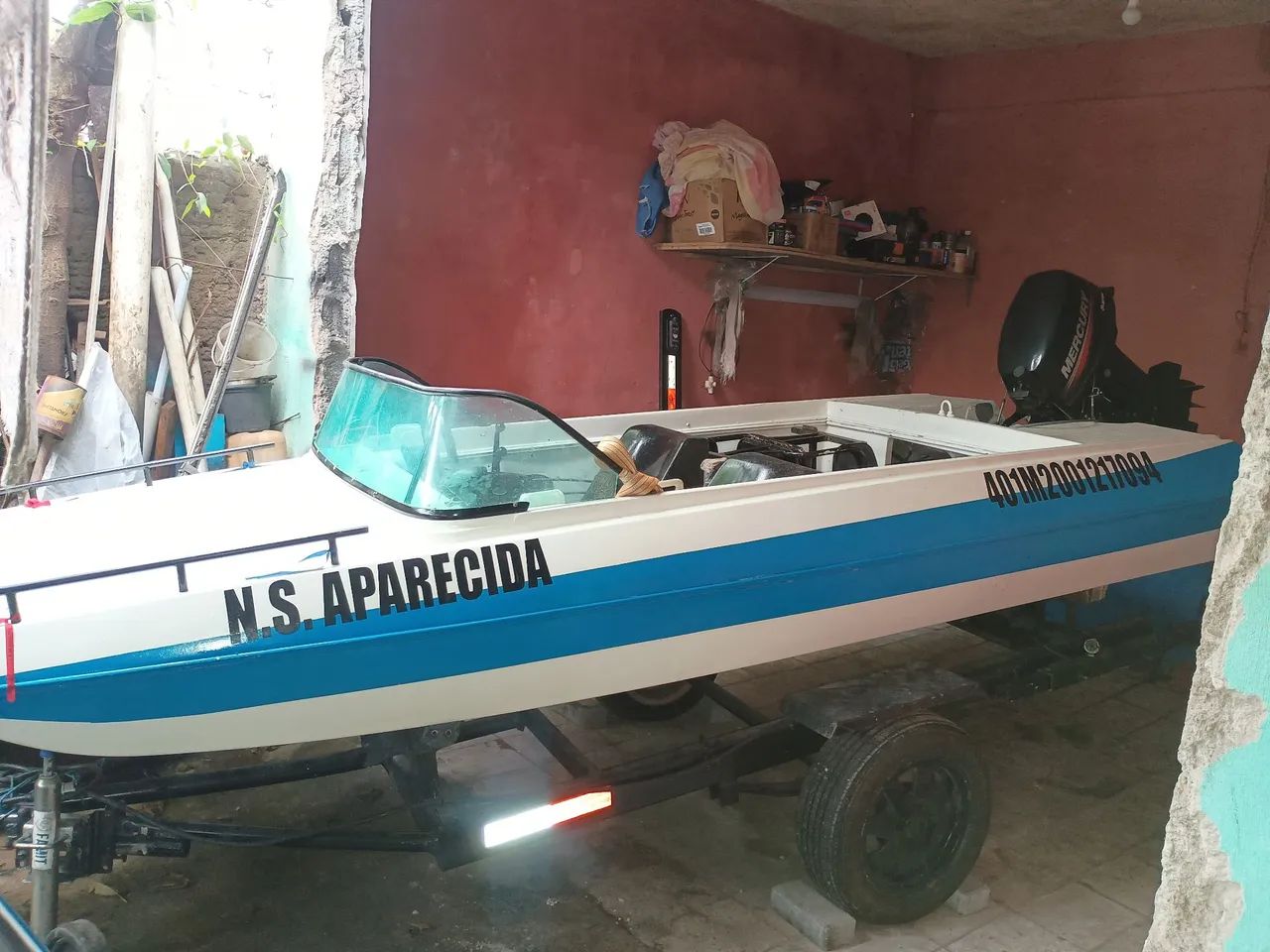 Lancha de 12 pés 4 pessoas 