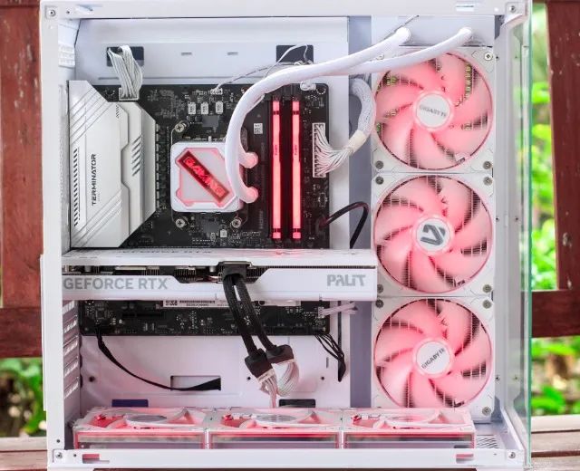 Ryzen 7900 - 64GB DDR5 - RTX 5070 - Foto 4