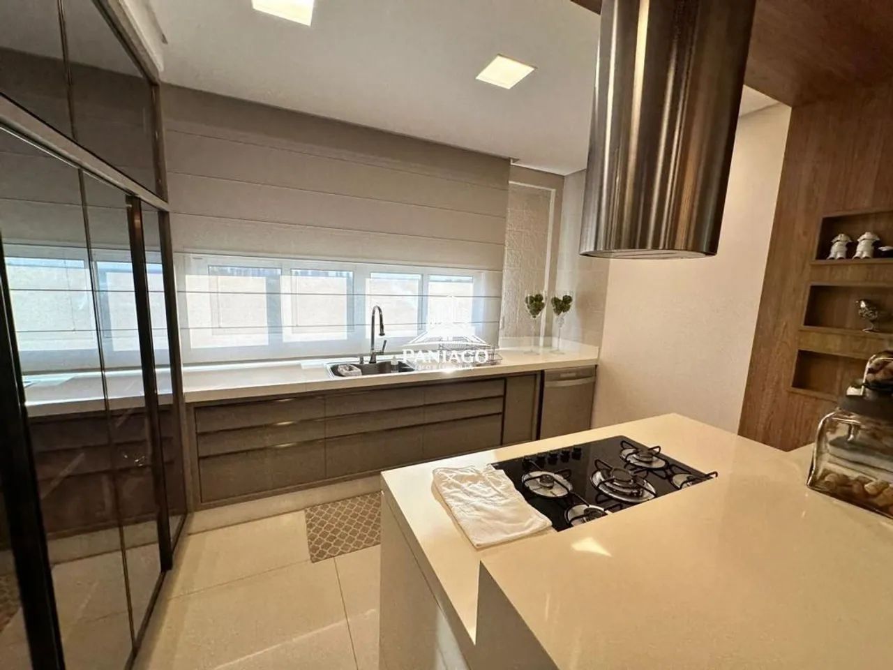 Apartamento de Alto Padrão com 5 Suítes à Venda no Edifício Forest Hill | Cuiabá - Foto 3