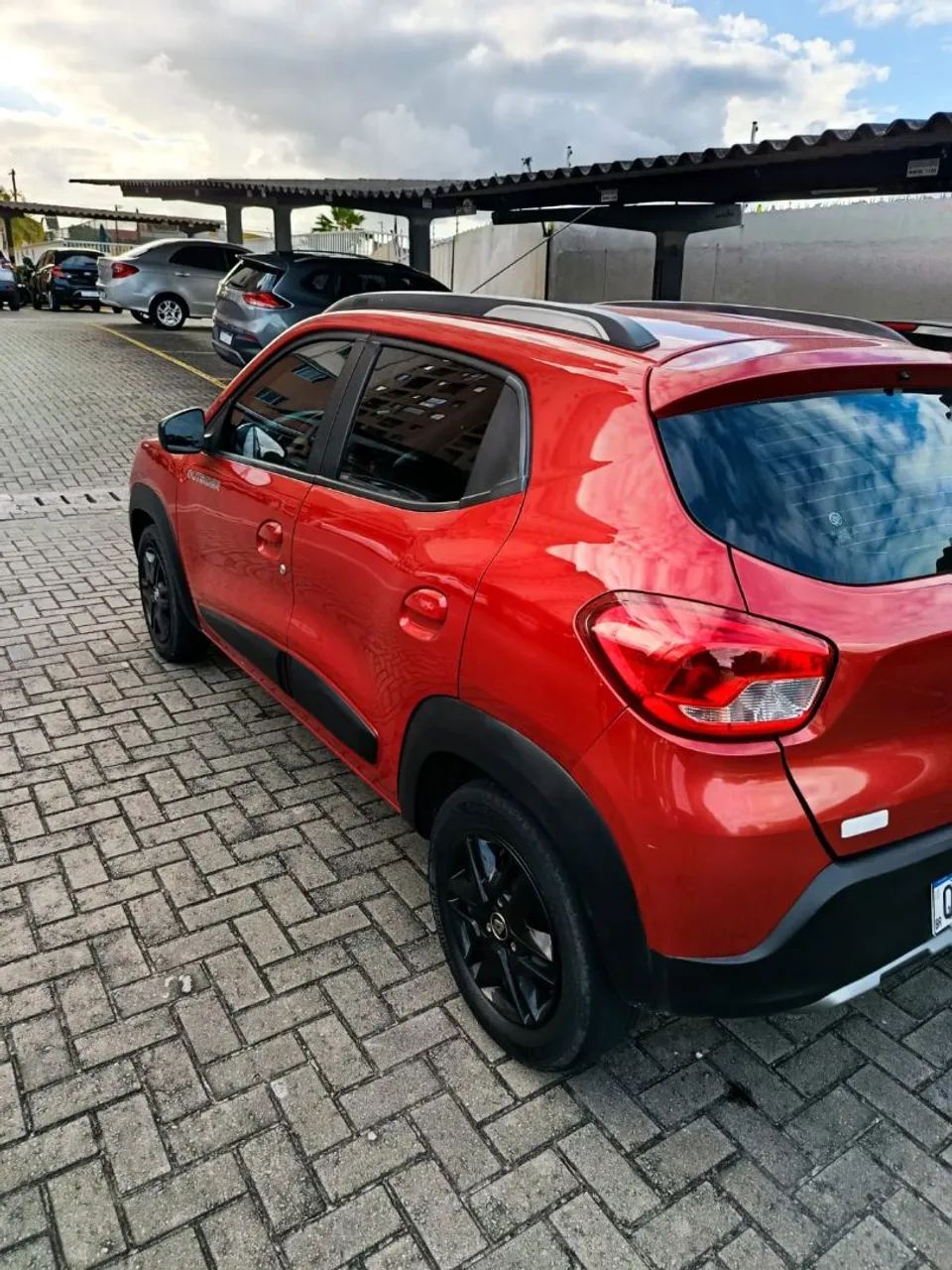 Renault Kwid Outsider 1.0 Flex 12V 5P Mec. 2022 - Foto 3