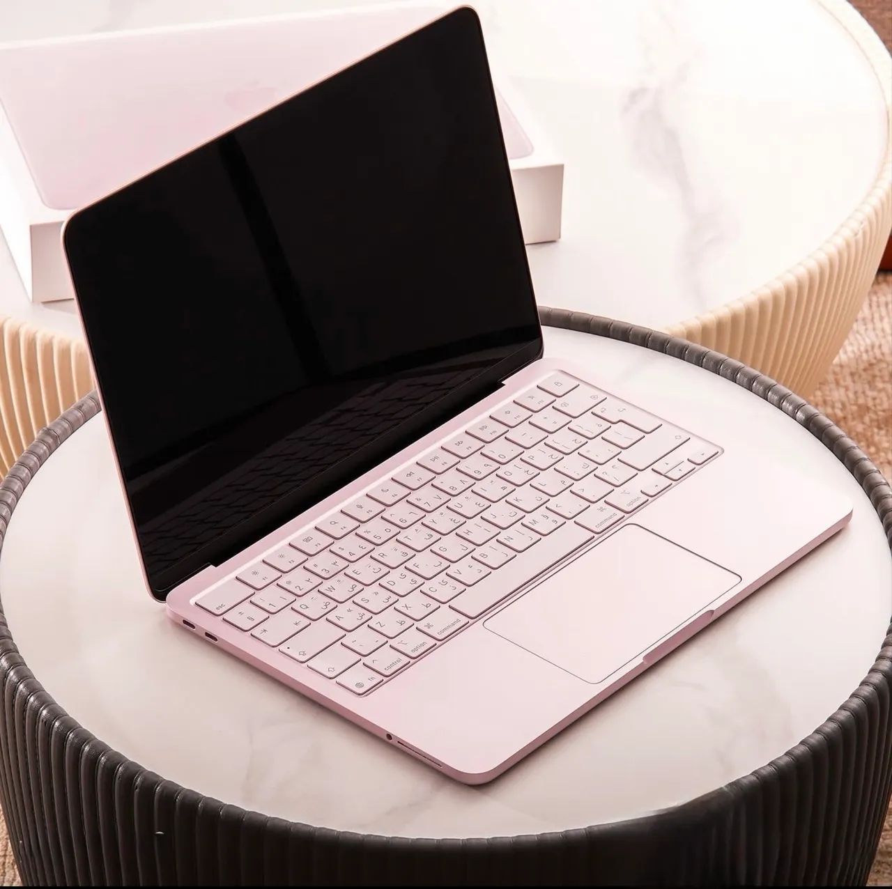 MacBook Neo 256GB / 8RAM (SEM TOUCH ID) - ROSA LANÇAMENTO