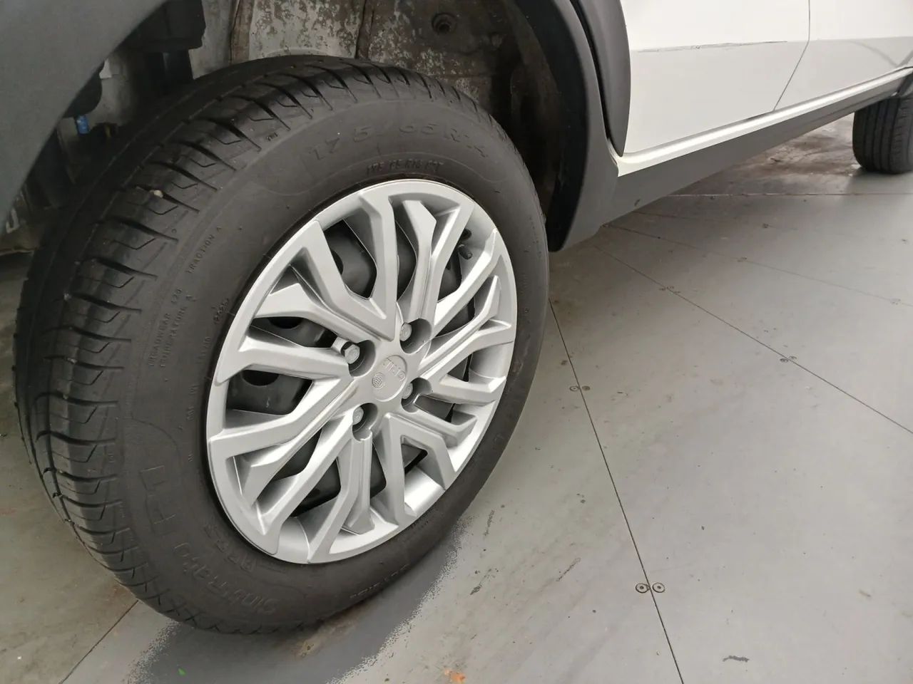 Fiat Mobi LIKE 1.0 Fire Flex 5p., foto 14 de 18