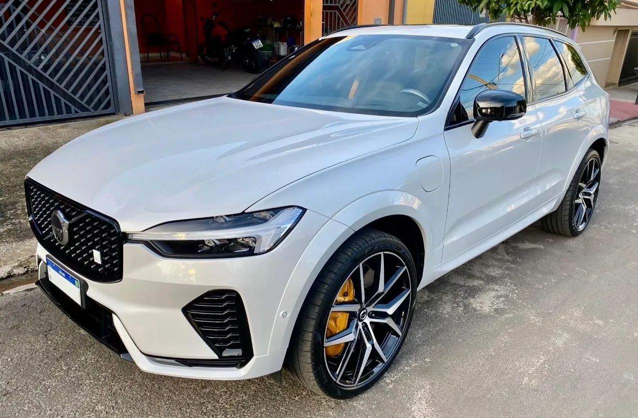 Volvo XC-60 T-8 Polestar 2.0 4P Híbrido 2022 - Foto 5