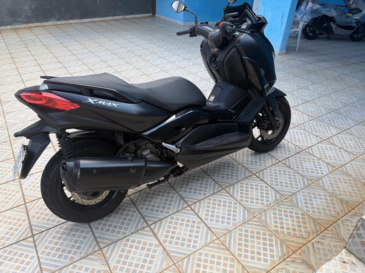 Vendo Yamaha xMax muito bem conservada ! - Foto 3