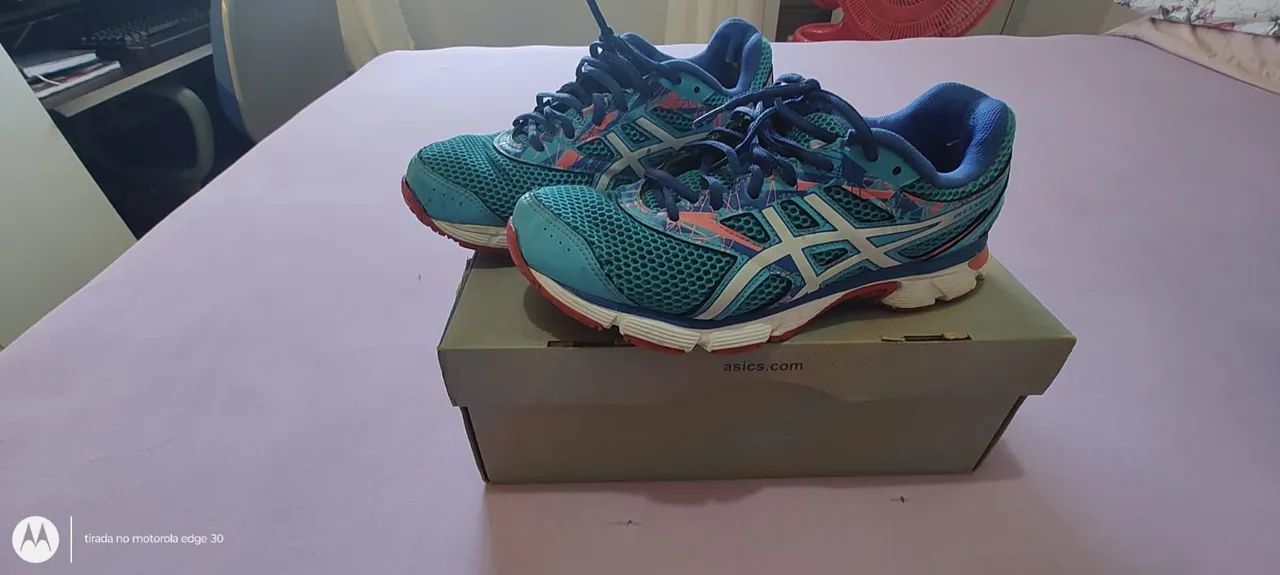 Tênis Asics 