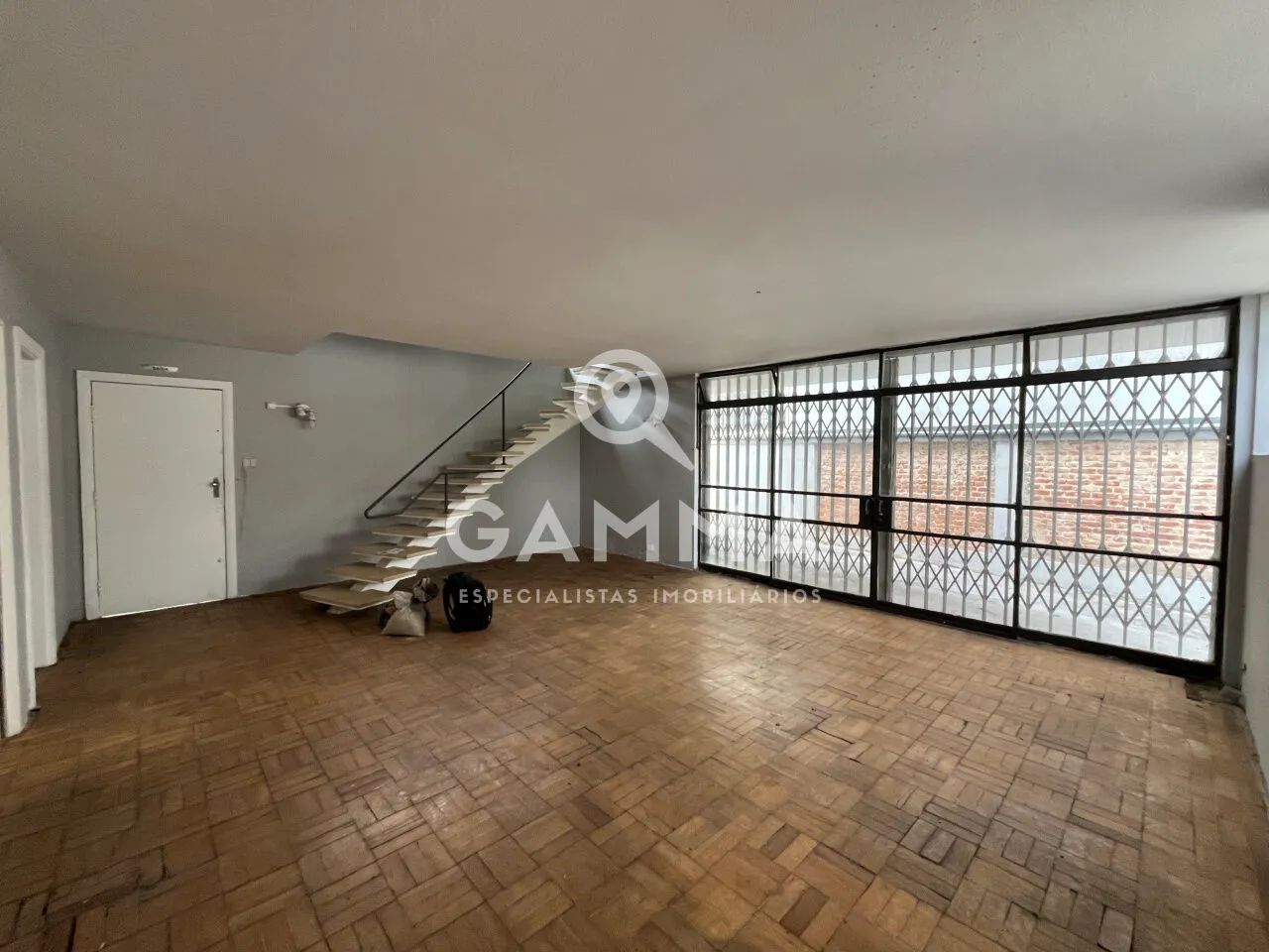Ótima Casa Comercial no Pacaembú