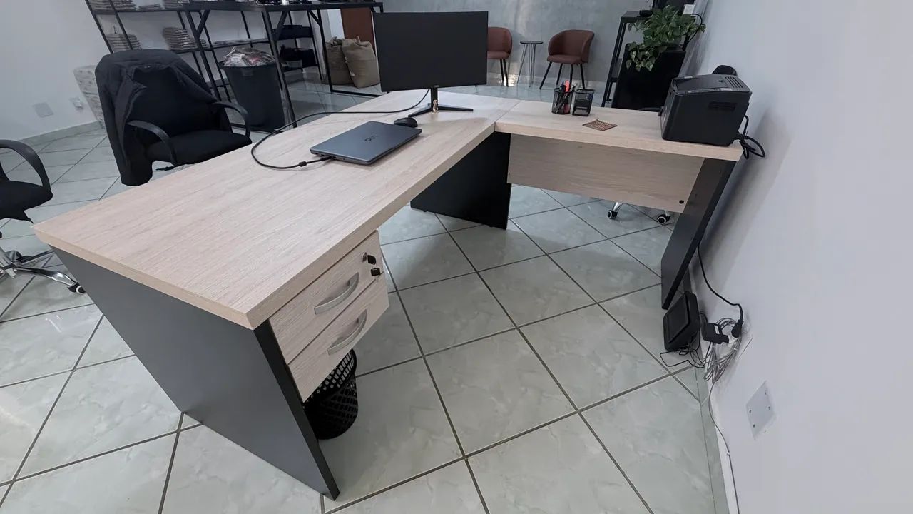 Vendo mesa para escritório  - Foto 2