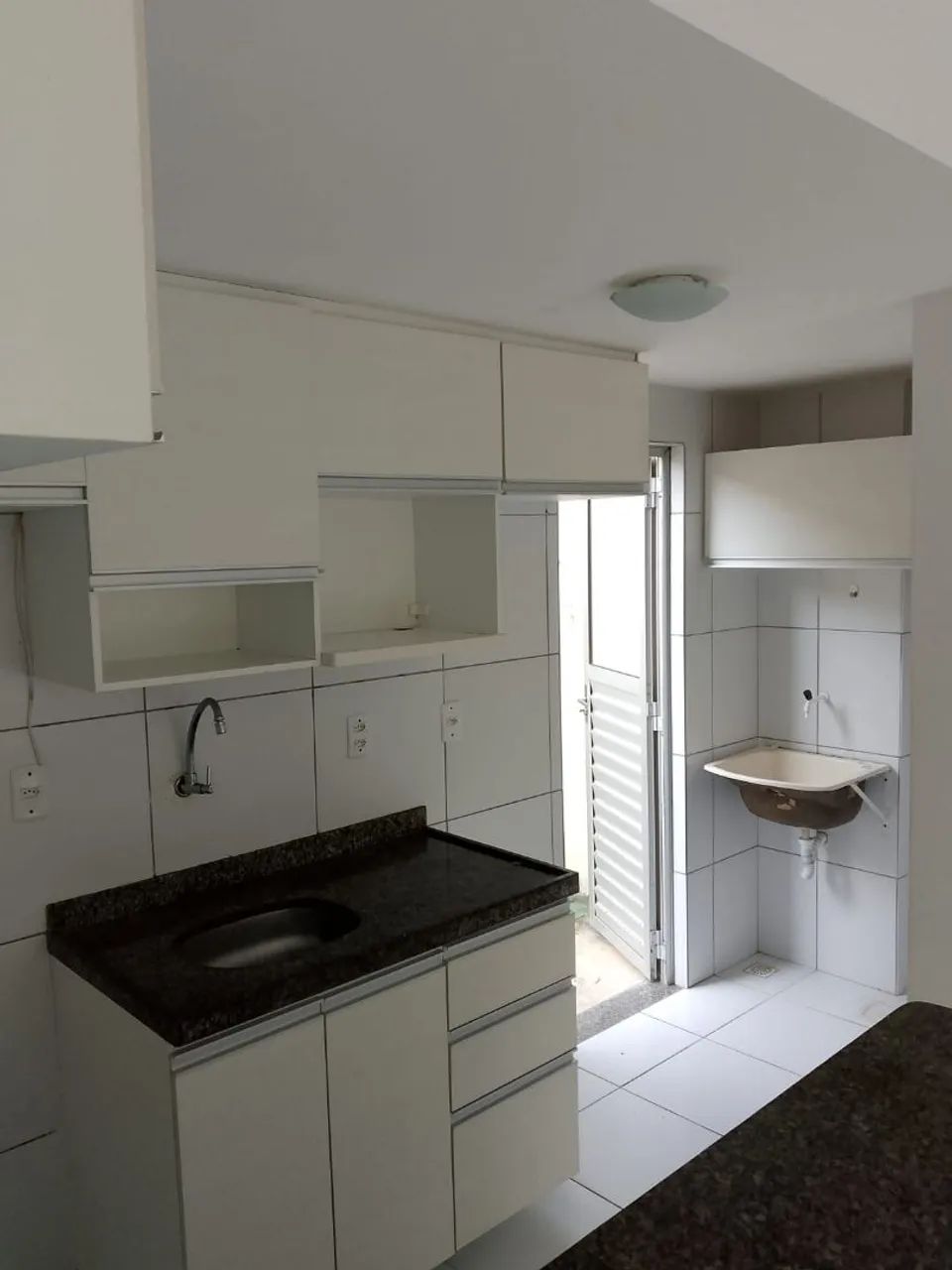 Alugo apartamento térreo 
