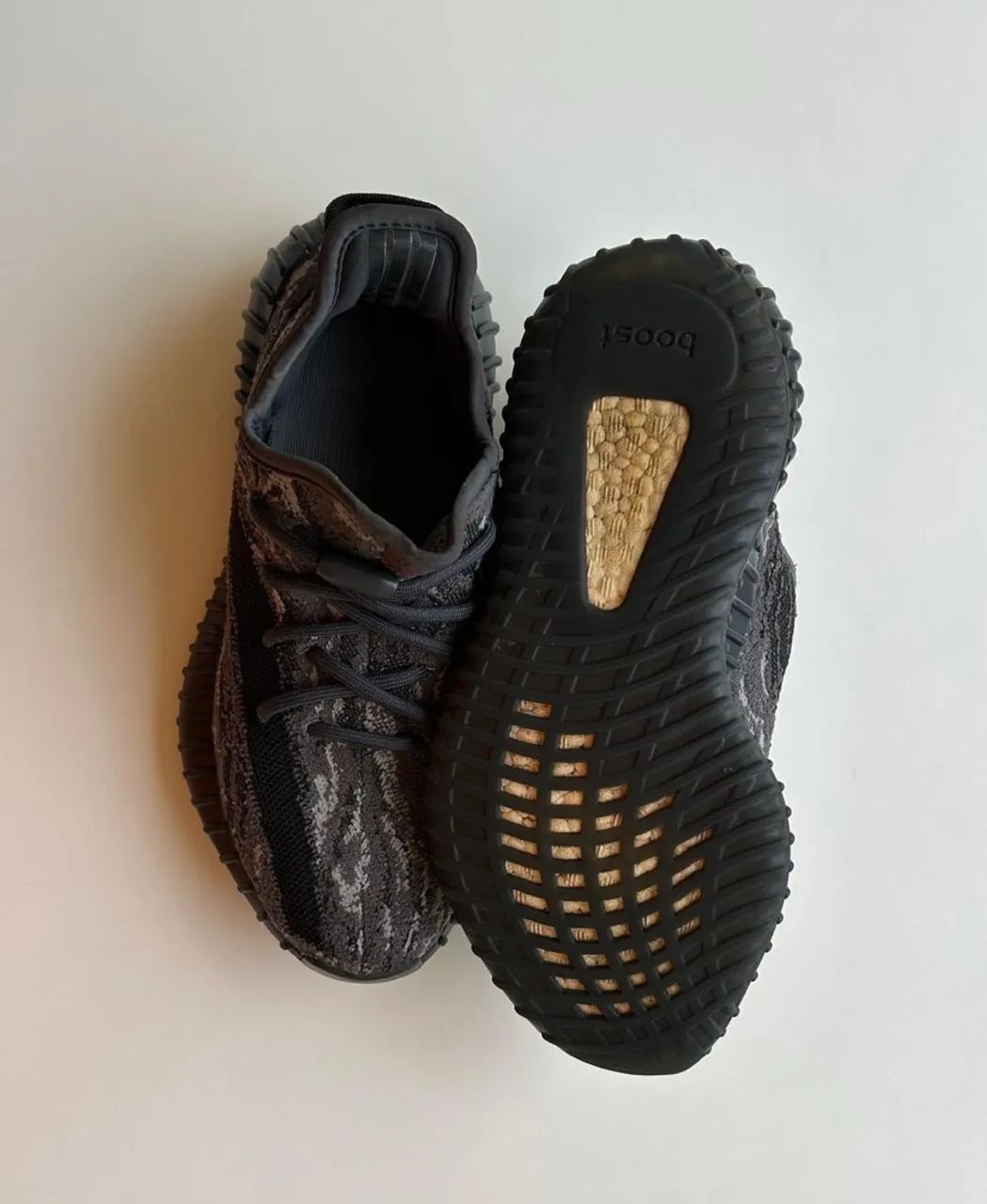 Yezzy 350 Original - Tam 37  - Foto 3