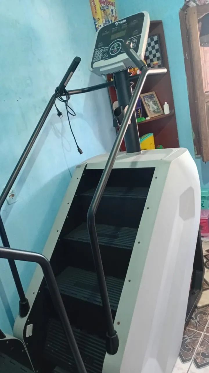 2 Escadas profissional para academia 