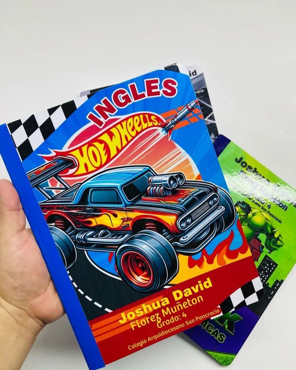 Capas cadernos PERSONALIZADAS  - Foto 5
