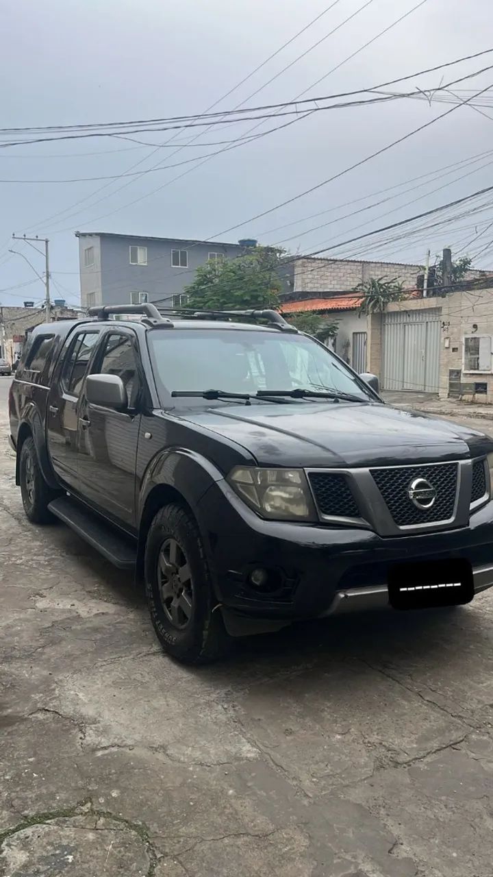 Nissan Frontier Frontier SV AT.CD 4x4 2.5 TB Diesel Mec. 2015