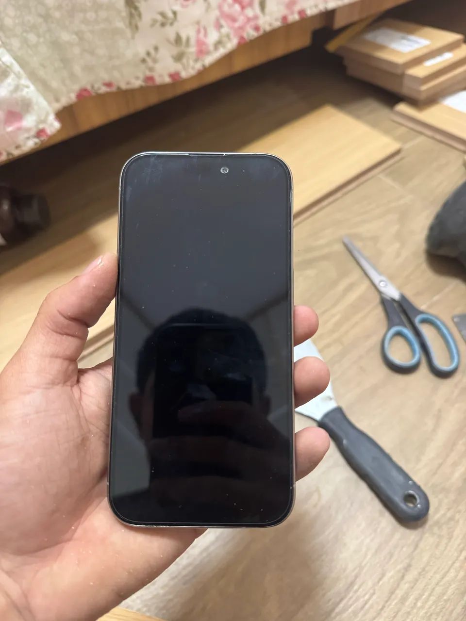 Iphone 15 pro 256gb SEM FACE ID e CAMERA FRONTAL ESTA EMBAÇADA - Foto 2