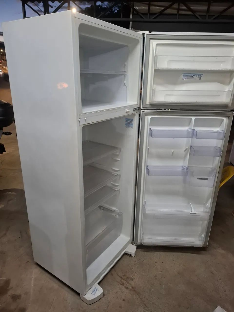 Geladeira Electrolux 462 litros zerada - Foto 3