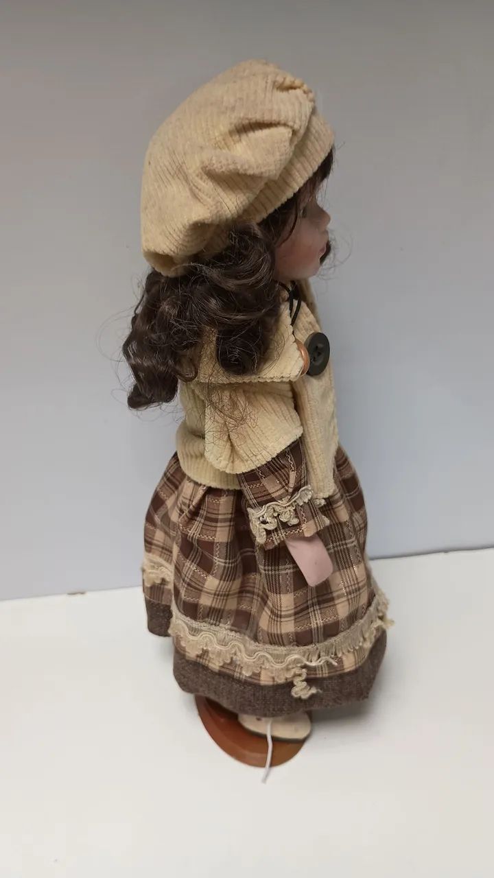 Antiga boneca de porcelana 31 cm - Foto 2