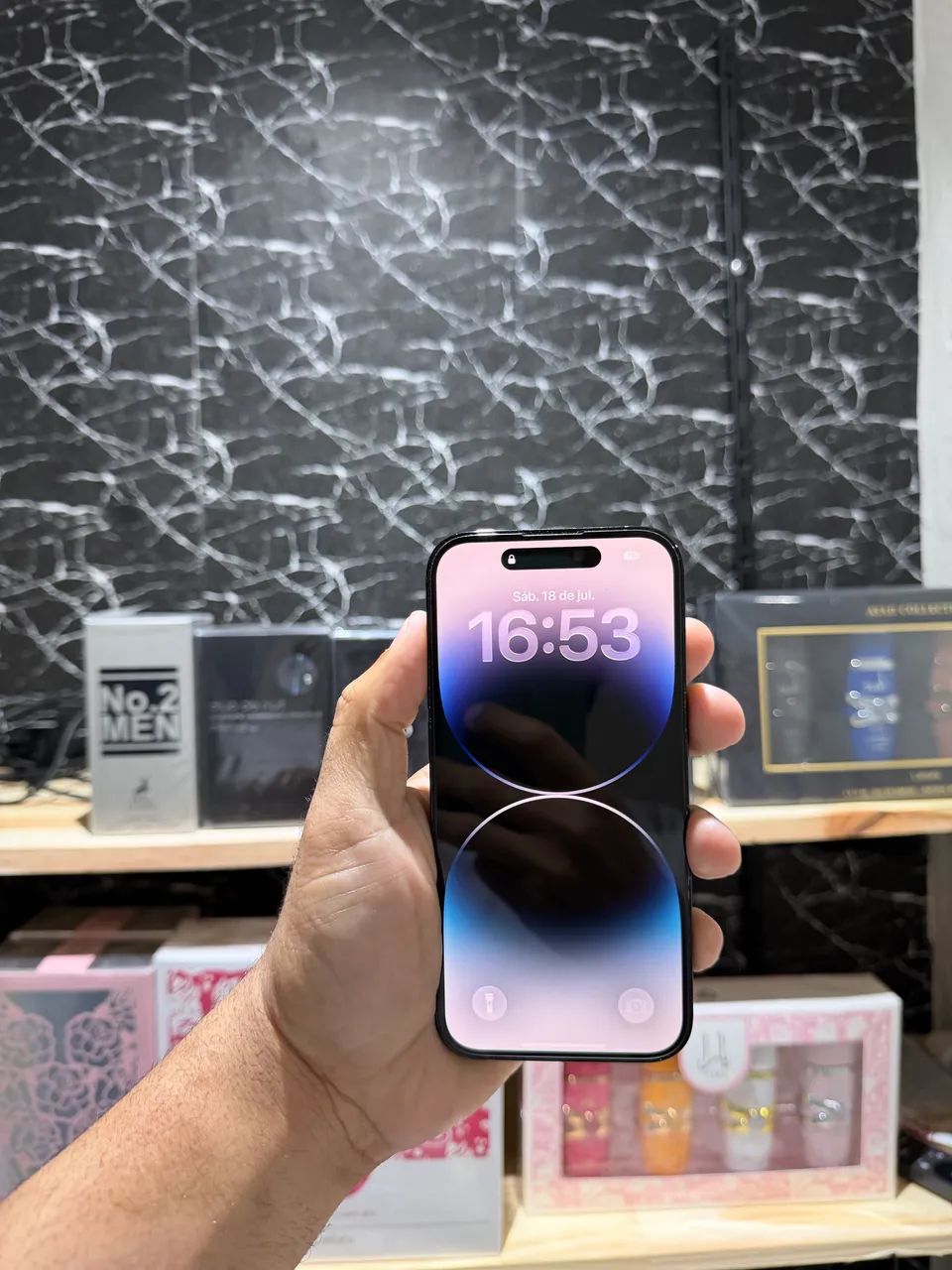 iPhone 14 Pro  128 gb impecável sem marcas de uso  - Foto 2