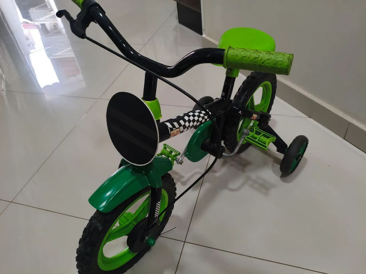 Bicicleta infantil aro 12 - Foto 3