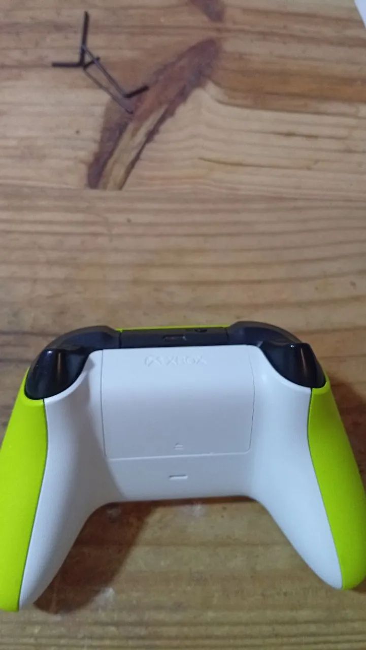 Controle de Xbox séries S|X Elétric Volt Neon  - Foto 2