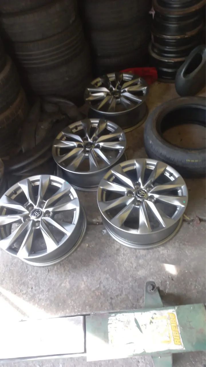 Roda Corolla Cross 