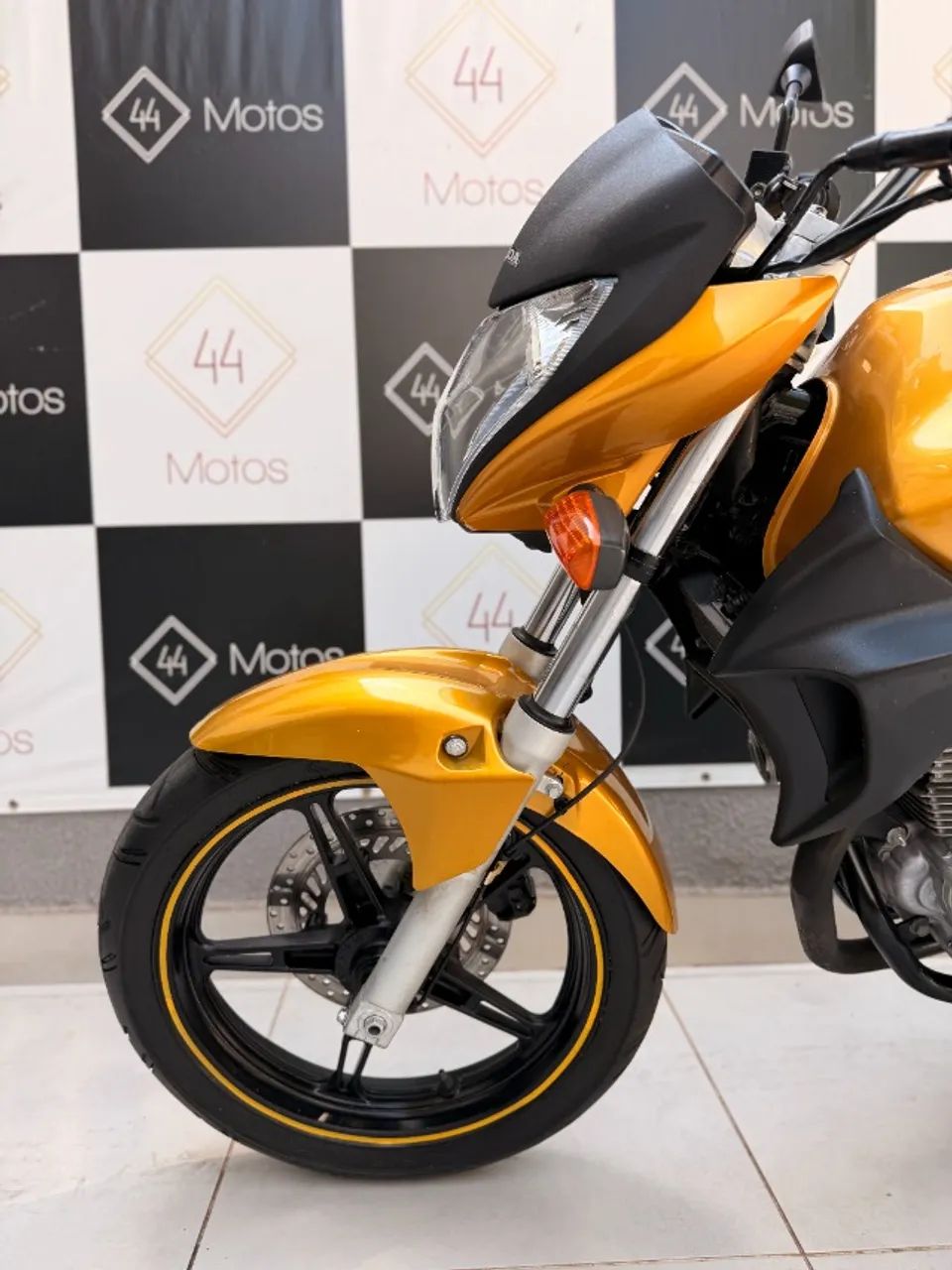 Honda CB 300R 2011 - Foto 5