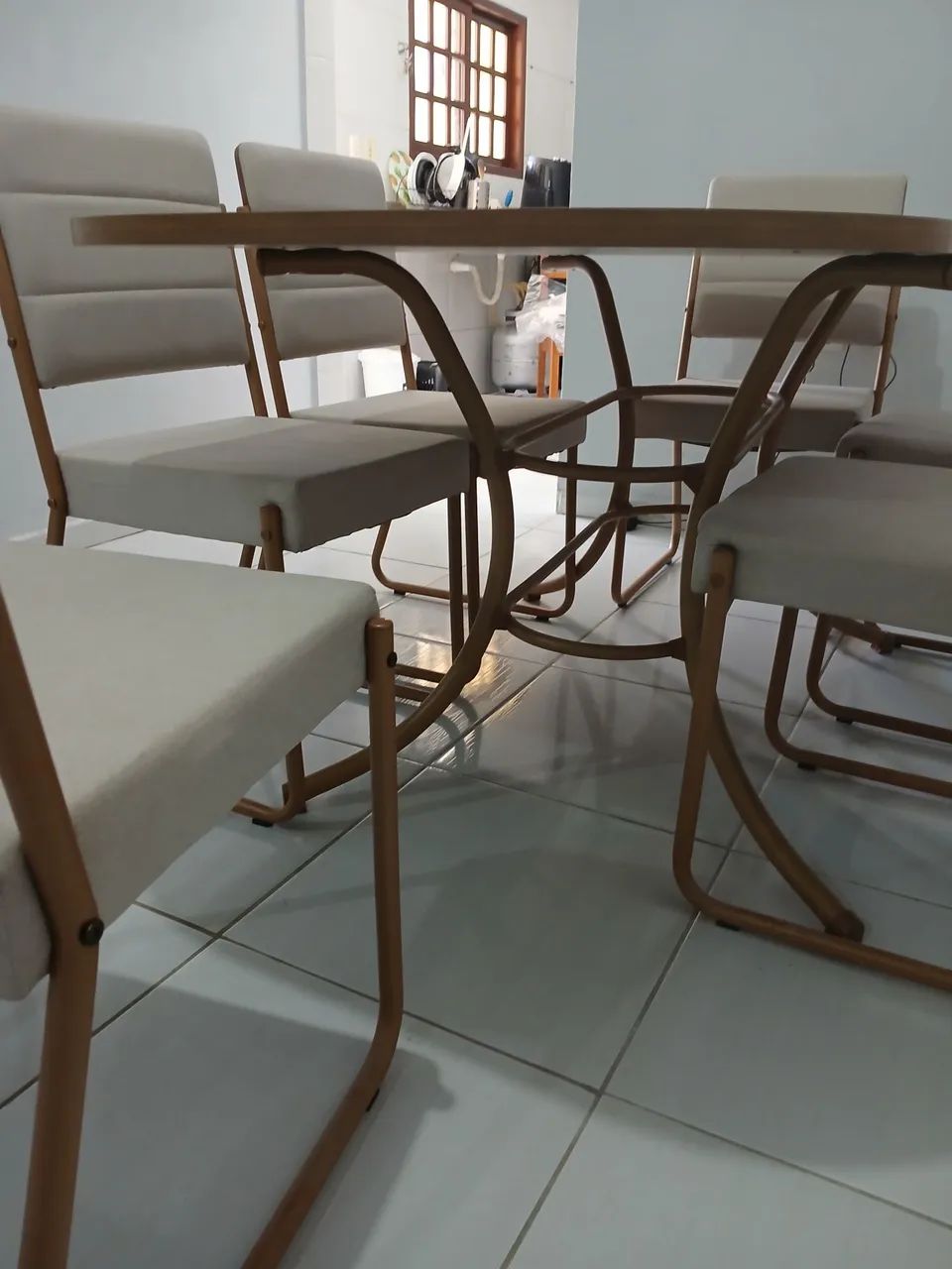Vendo mesa de jantar 6 lugares em ótimo estado - Foto 5