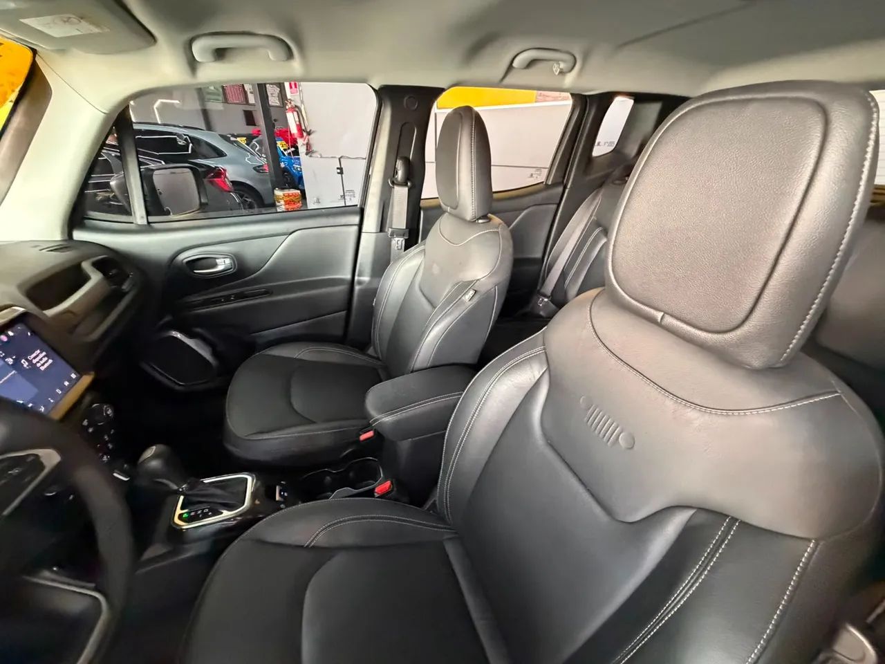 Jeep Renegade Longitude T270 1.3 Turbo 4x2 Aut., foto 16 de 20