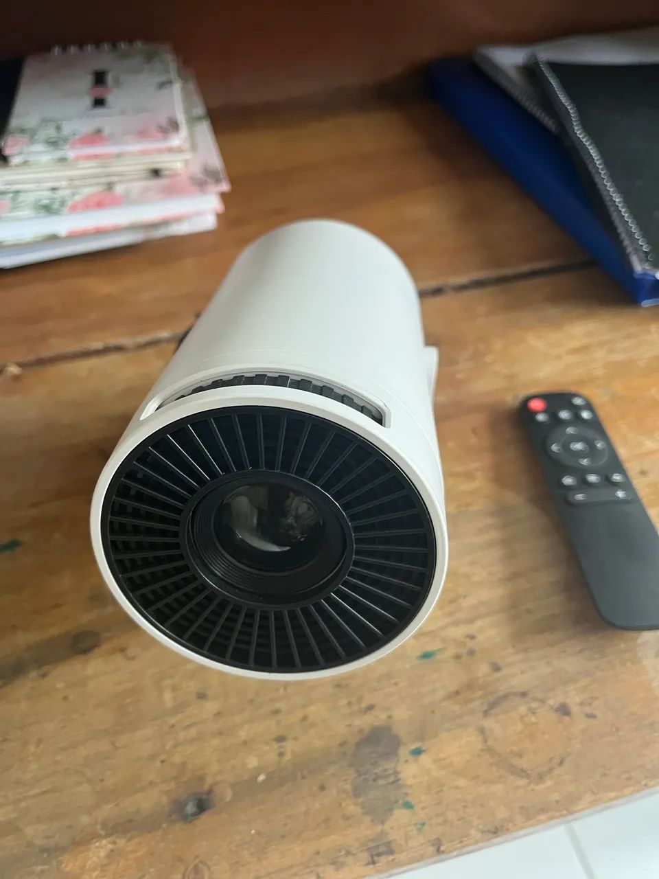 Projetor portátil som e vídeo 