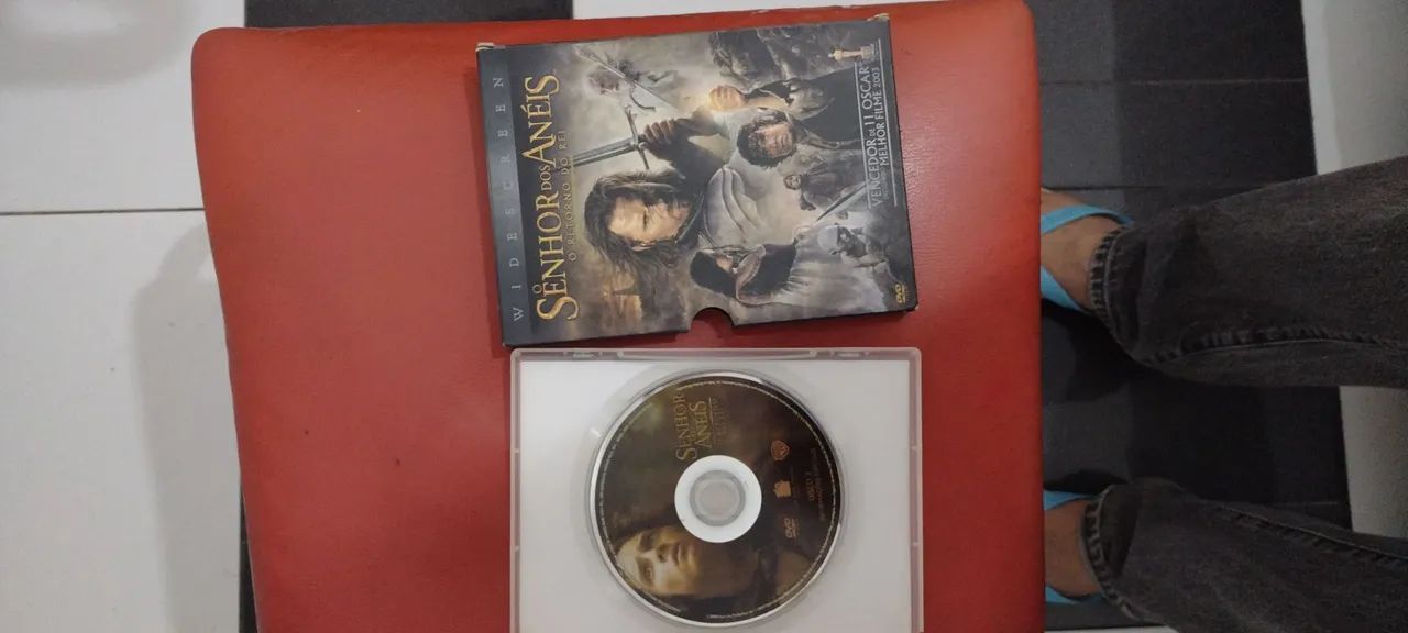 DVD e bluway Senhor dos anéis:o retorno do rei,as duas torres,a sociedade do anel abertos - Foto 3