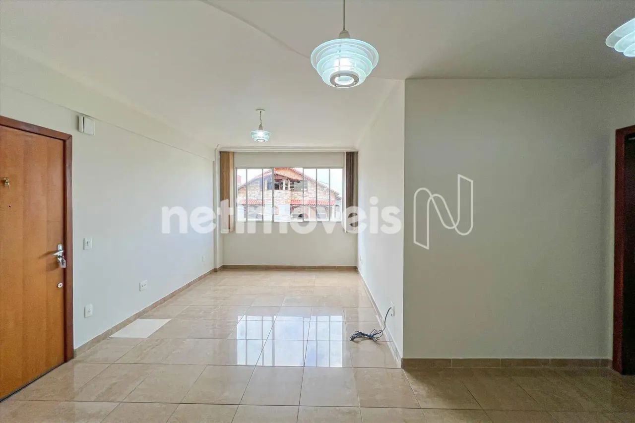 Apartamento de 3 quartos com suíte, 2 vagas e ótima localização - Foto 3