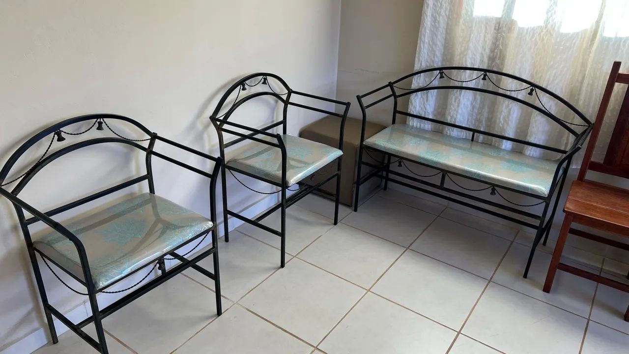 Sofá de ferro65578332974209121