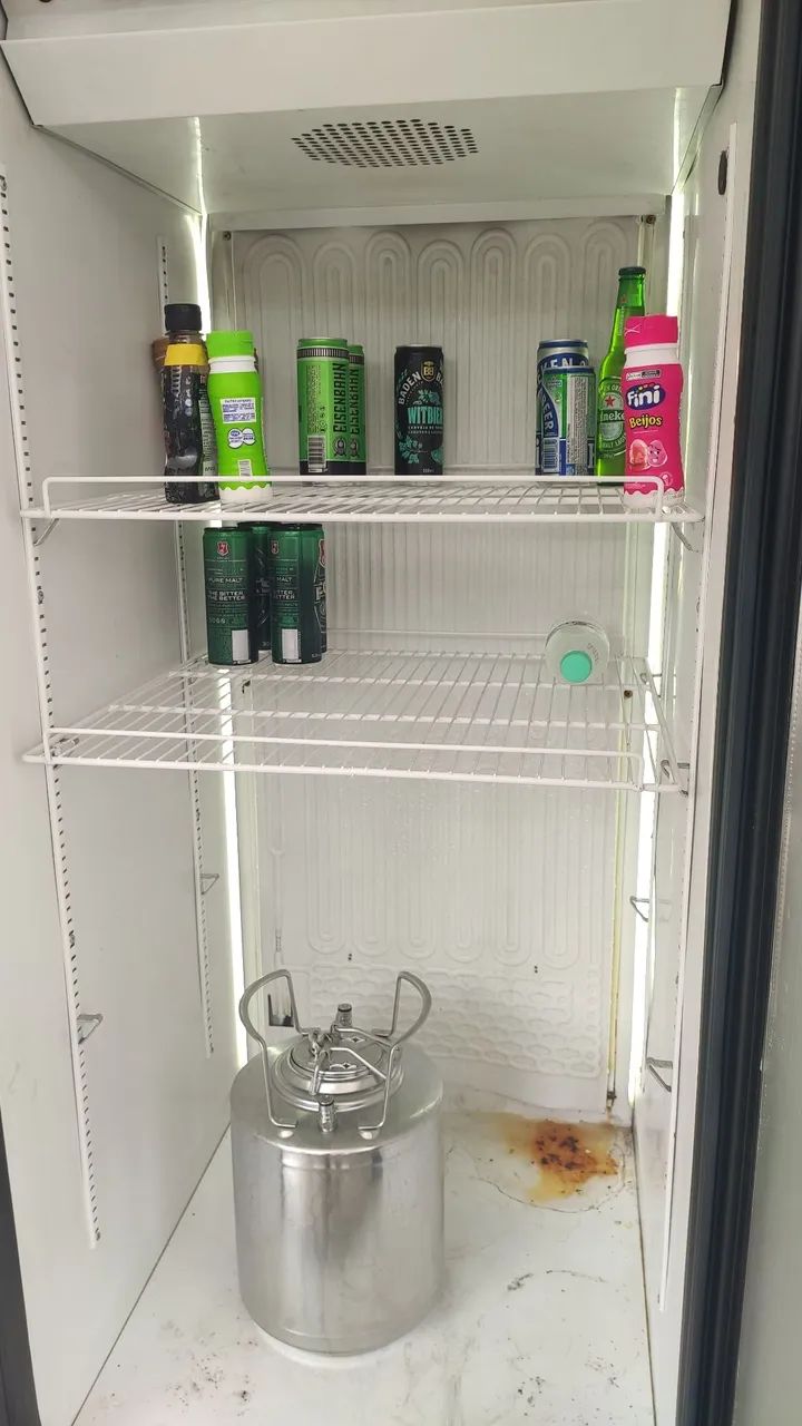 Geladeira cervejeira - porta de vidro