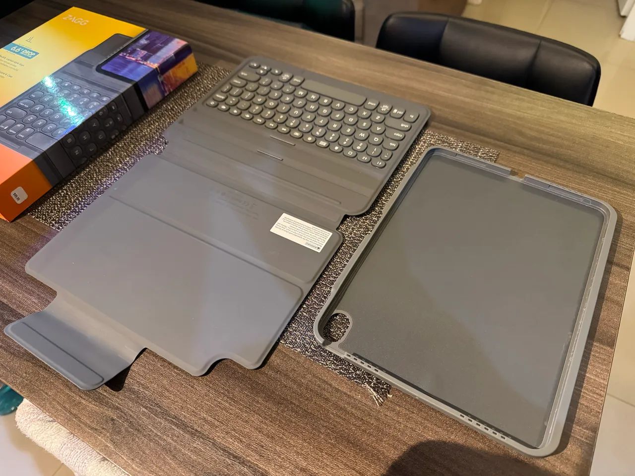 Teclado e Capa para IPad 10 geração - Zagg - Foto 5