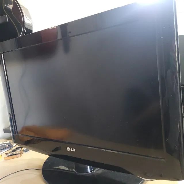 TV LG  LCD 26"