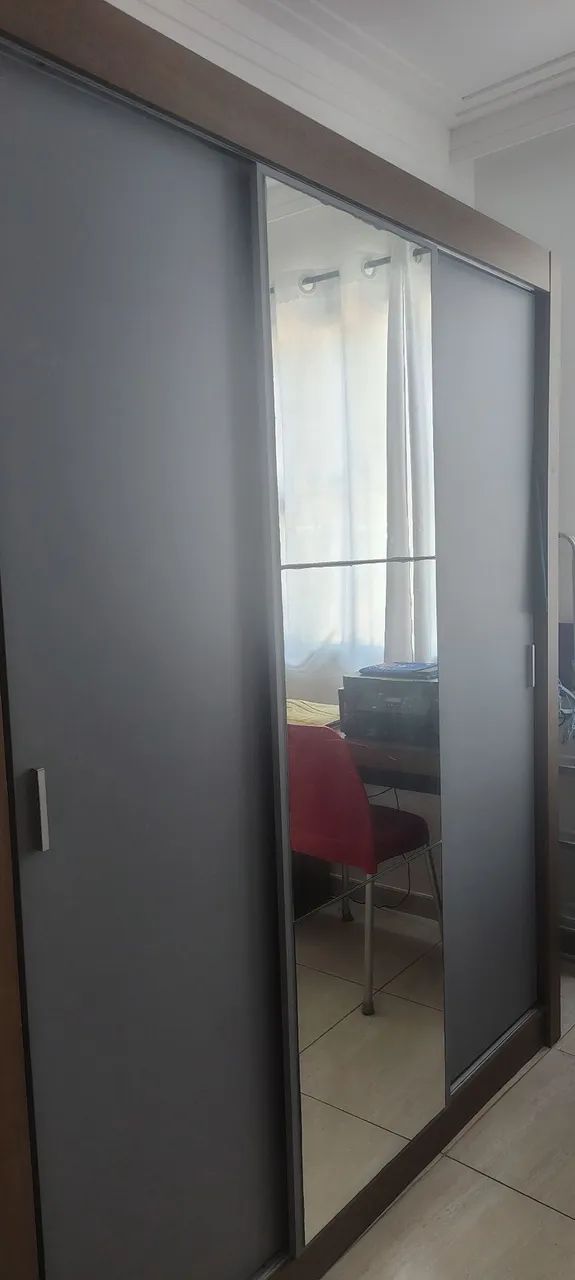 Roupeiro com espelho  - Foto 2
