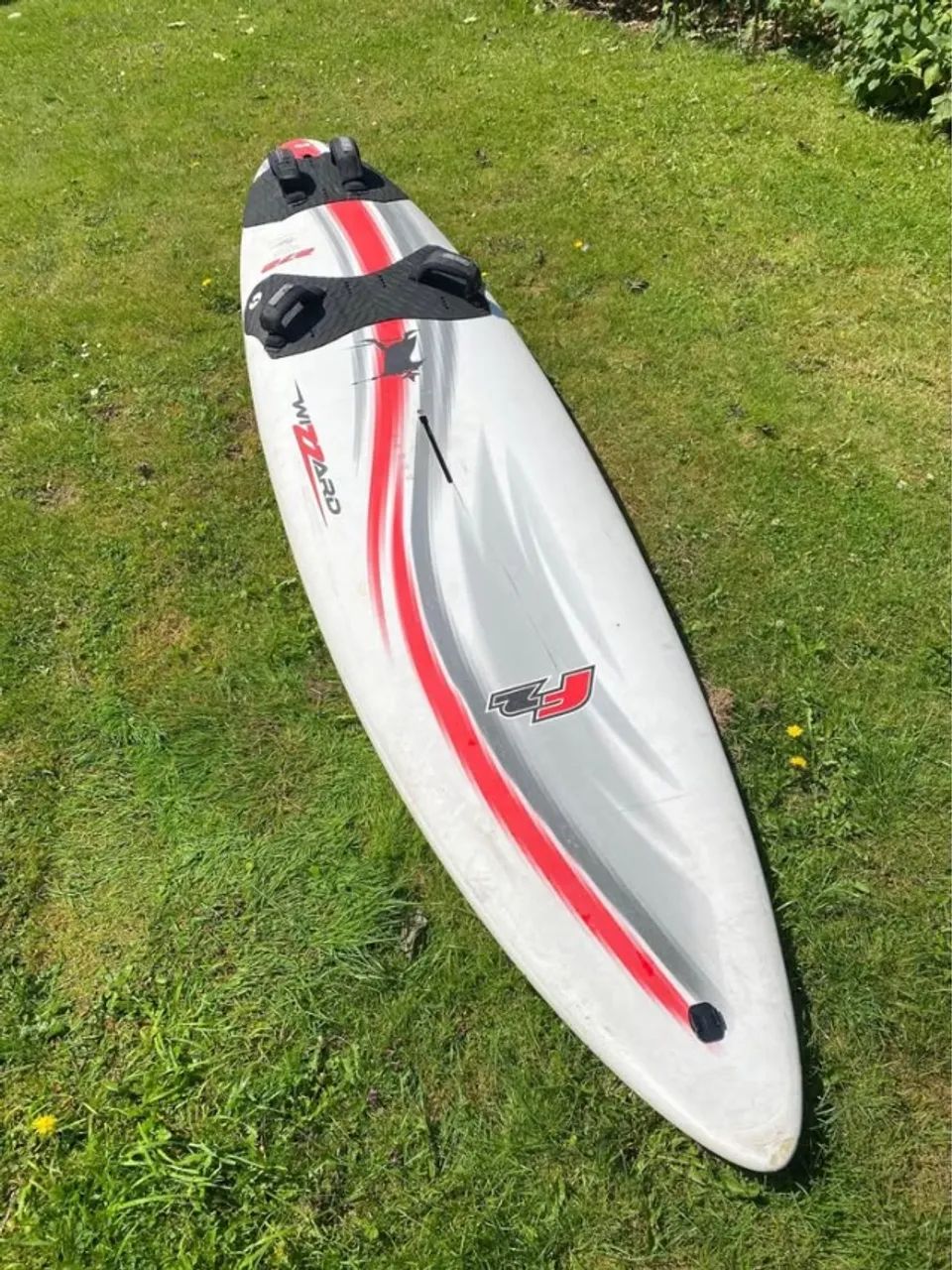 Prancha para Windsurf F2 Wizzard 125 Litros com quilha 