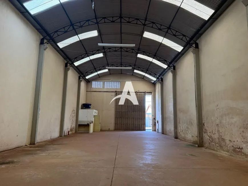Aluguel Galpão CUSTODIO PEREIRA - Foto 3