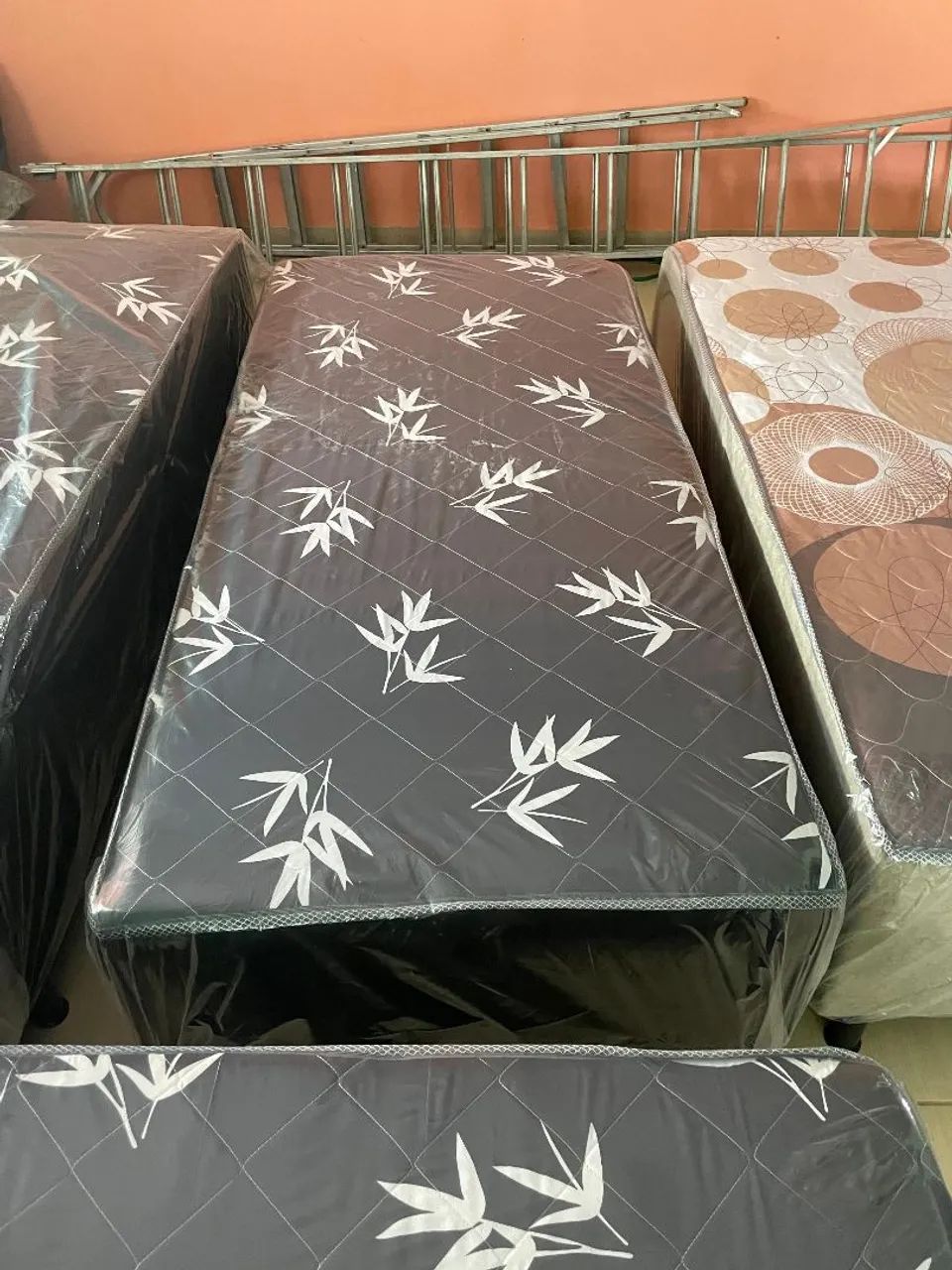 CAMA BOX SOLTEIRO ESPUMA  - Foto 2