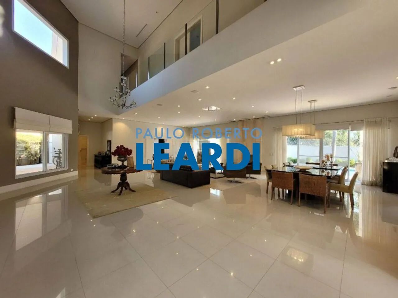 CASA EM CONDOMÍNIO - ALPHAVILLE - SP