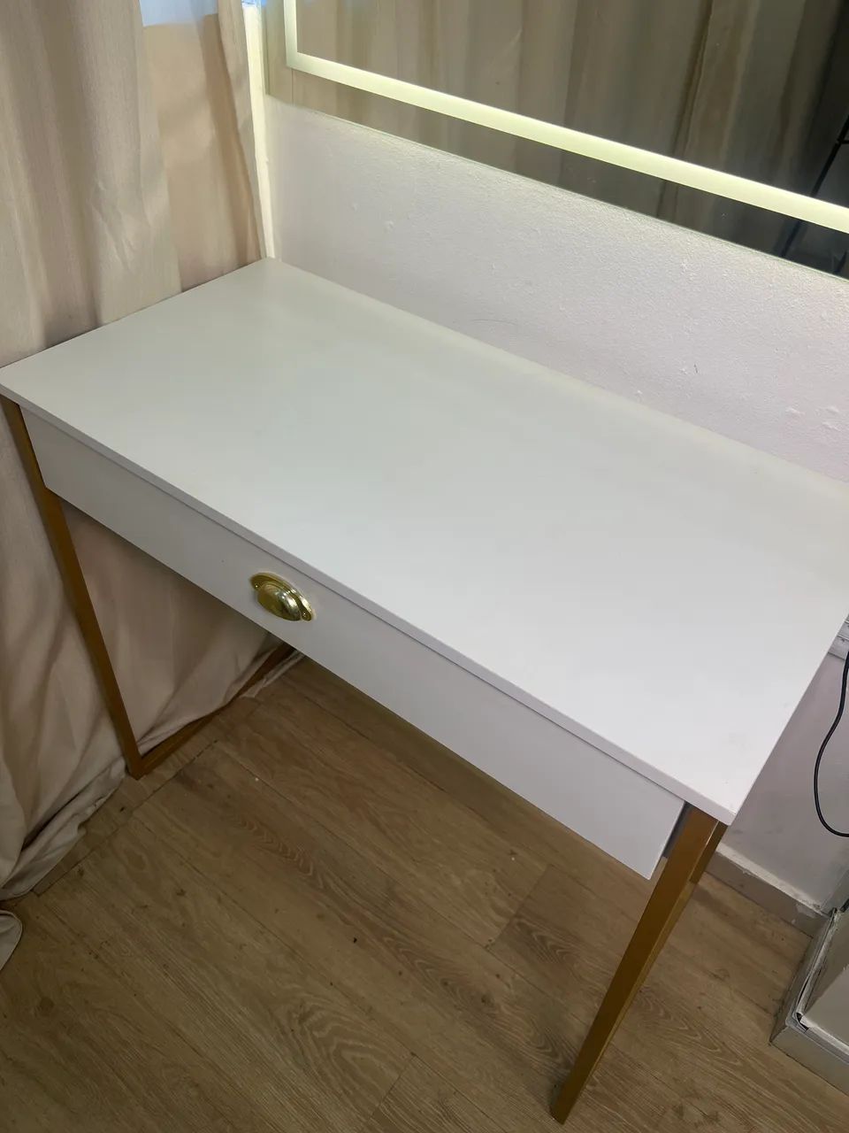 Bancada para Maquiagem/Penteadeira com Gaveta - Branco e Dourado - Foto 5