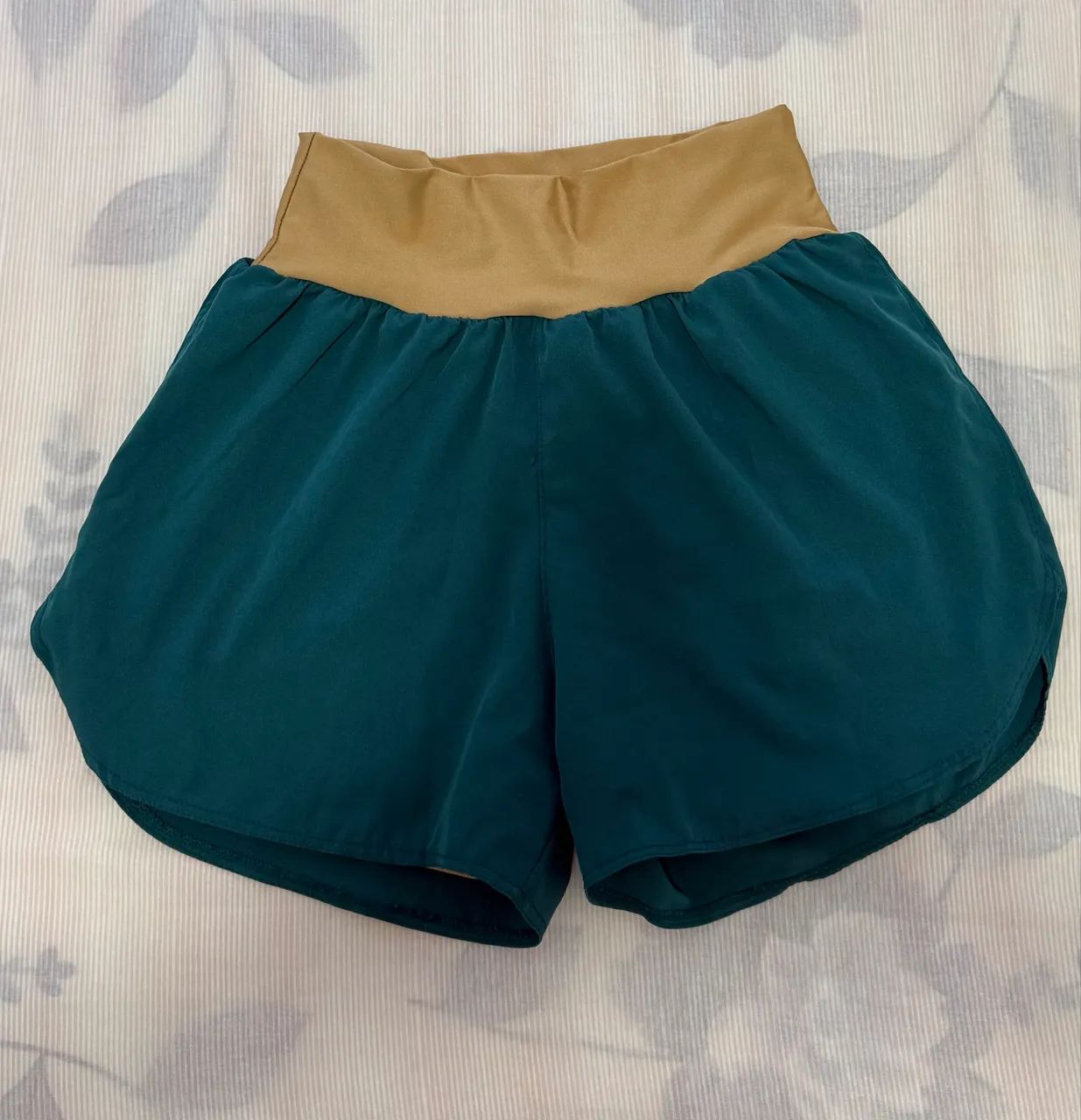 Short esportivo bicolor  - Foto 2