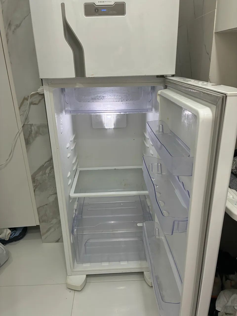 Geladeira Eletrolux 371L - Foto 3
