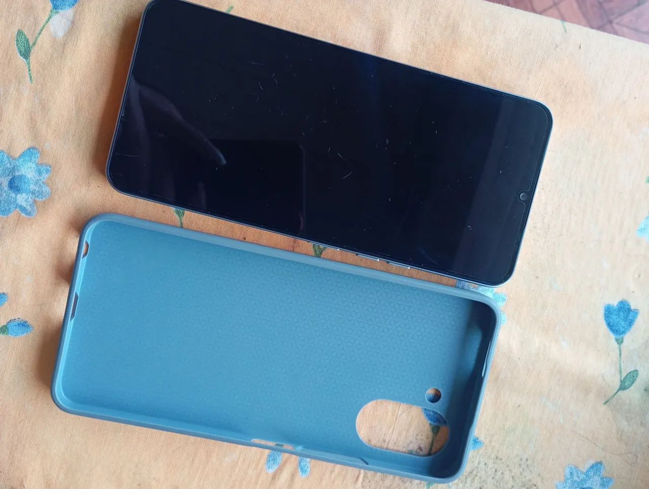 Celular tekno spark Go lll 