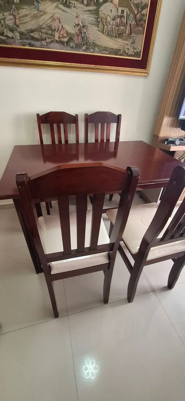 Mesa com 4 cadeiras de madeira macisa  - Foto 5